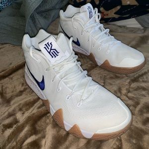 kyrie 4 “UNCLE DREW”